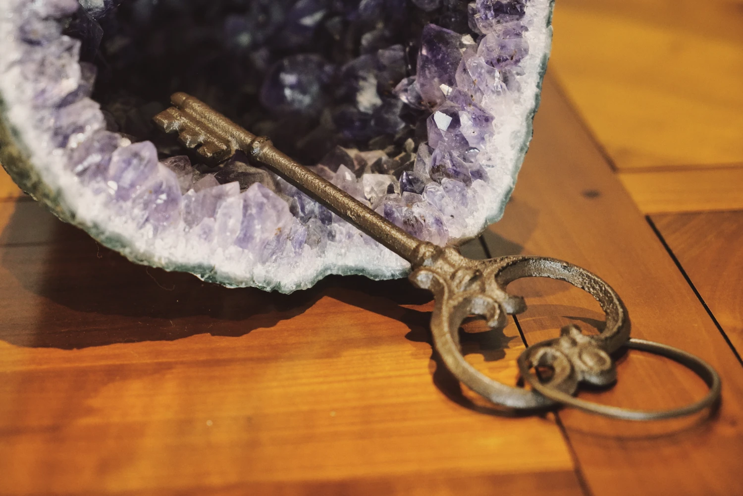 Schlüssel im Stein von Alchemistenküche